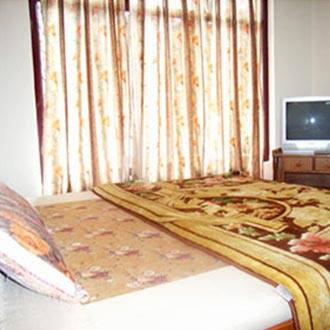 Hotel Bhagsu Heights, Mcleodganj 4